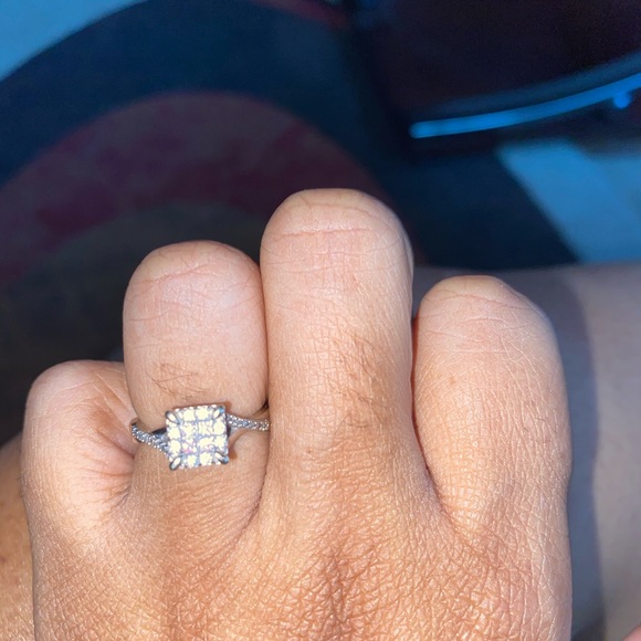Kay jewelers 10k engagement ring - Picture 4 of 8